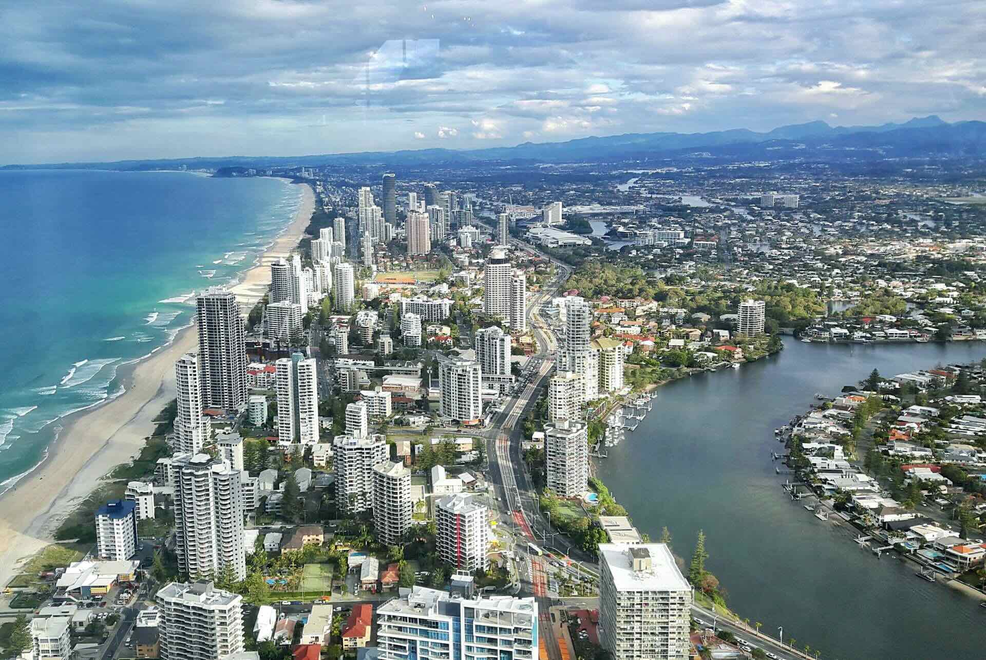 gold-coast-city-skyline-5j-building gold-coast-city-skyline-5j-building